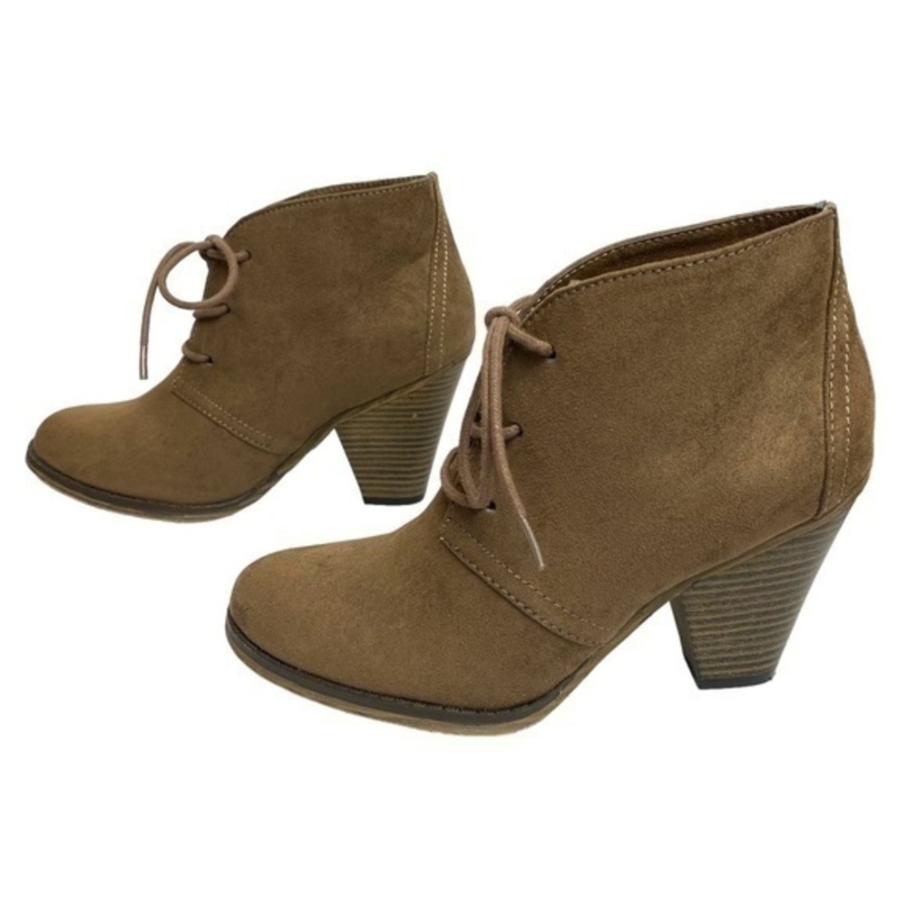 Mia Women’s Shawna Western Brown Faux Suede Lace Up Cone Heel Ankle Boots Size 6